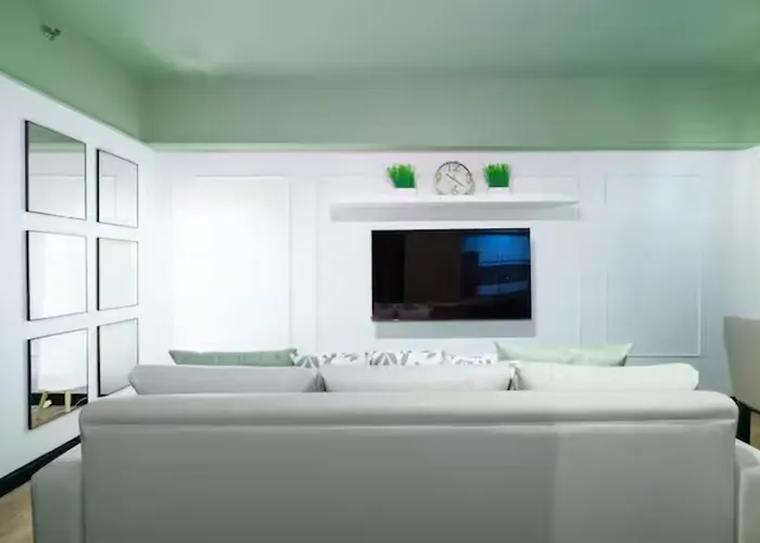 Apartment Verde, Tivoli Garden Residences